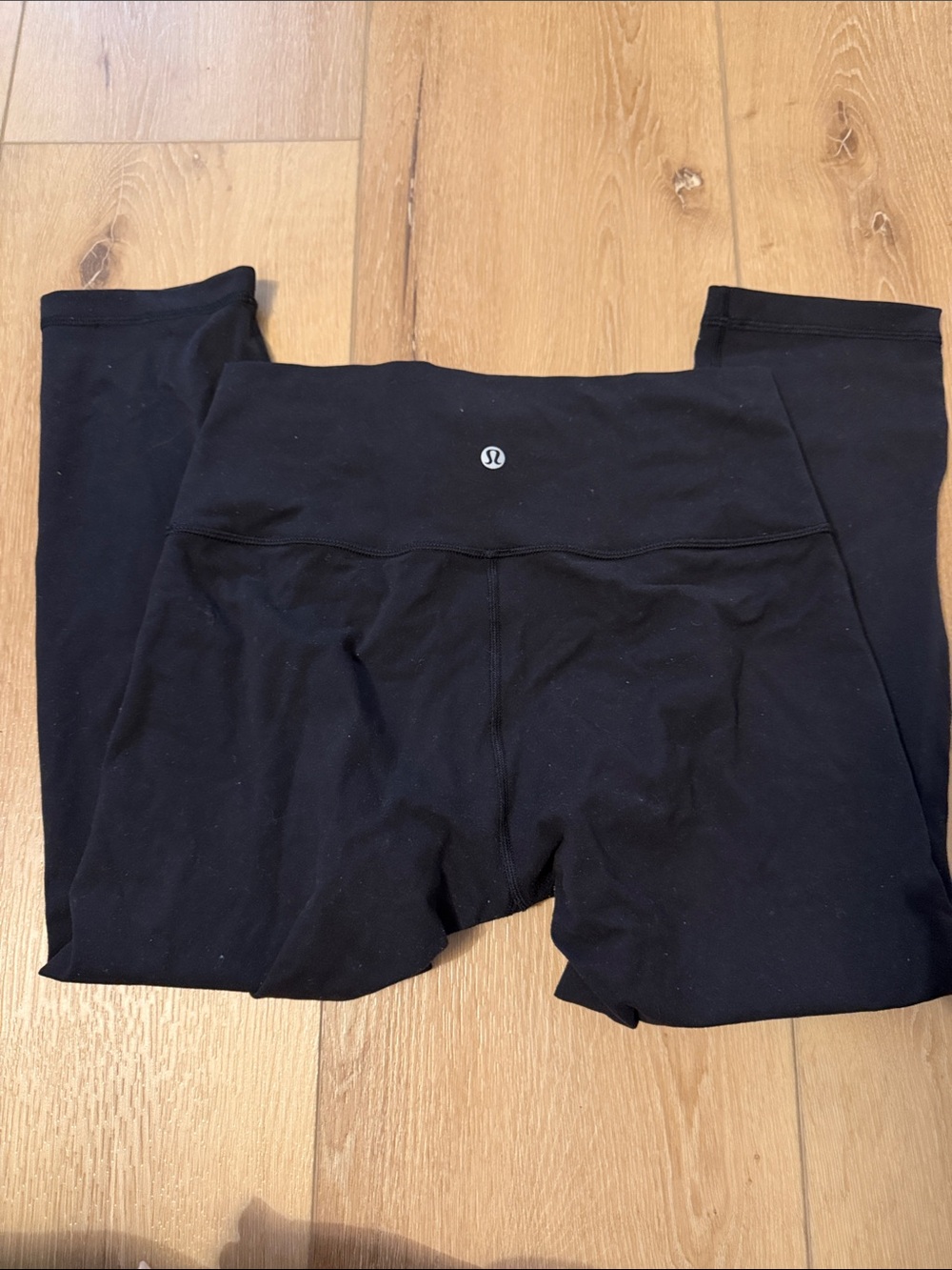 Lululemon capri leggings 8